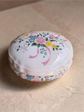VTG Heritage House Porcelain Trinket Dish Music Box “Some Enchanting Evening”